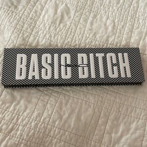 MAC Basic Bitch eyeshadow palette